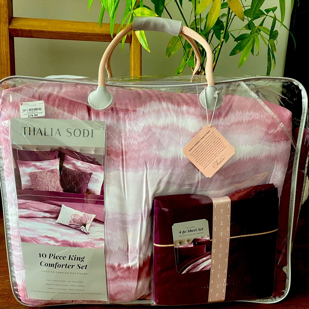 Thalia Sodi King Size 10-Piece Comforter Set. Purple.